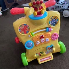 アンパンマン乗って！押して！へんしんウォーカー