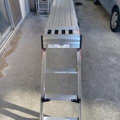 【極美品】長谷川工業DSL1.0-2712 スノコ式足場台　伸縮天板　伸縮脚付足場台の画像