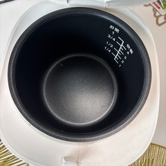 今月まで！simplus シンプラス マイコン式　炊飯器4合の画像