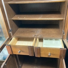 期間限定半額可　書棚　コンパクトサイズ　食器棚 にもの画像