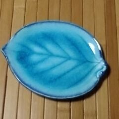 ■済■葉を模した小皿／中古の画像