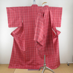 紬 着物 アンサンブル 羽織付 格子に燕文様 袷 広衿 赤ピンク...