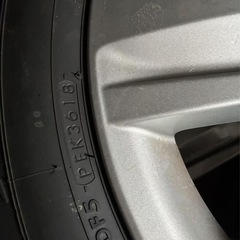 トヨタハリアーエレガンス中古ホイールタイヤ付き225/65R17 タイヤ2018年製の画像