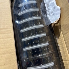 ハイエース　テールレンズ2枚セットの画像