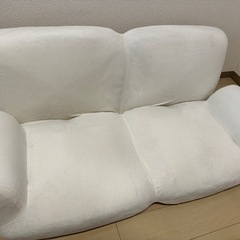 【お譲りします】ニトリ　肘付きローソファ ふっくらパン シュガー...
