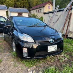 プリウス30前期  問い合わせ多数の為、早い者勝ちで