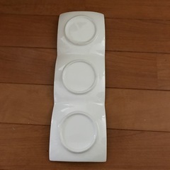 お皿の画像