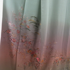 訪問着 刺繍 ぼかしに花文様 緑色 茶色 袷 広衿 正絹 一つ紋 五三桐文 仕立て上がり着物 身丈156cmの画像