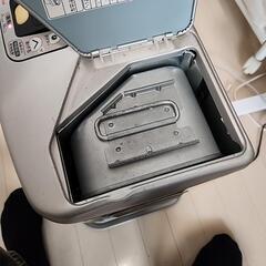 8月中旬まで取りに来れる人限定　石油ストーブの画像