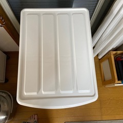 ケース4つの画像