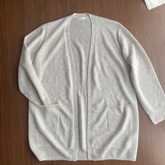 薄手カーディガン