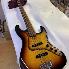 【6月限定出品】Wood Custom Guitars Vibe-4 Standard LTD Modelの画像