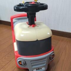 トミカサーキットトレーラー乗用玩具の画像