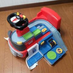 トミカサーキットトレーラー乗用玩具の画像