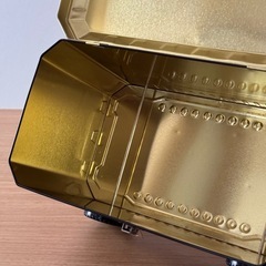 仮面ライダーギーツ バス缶 & ポップコーンケースの画像