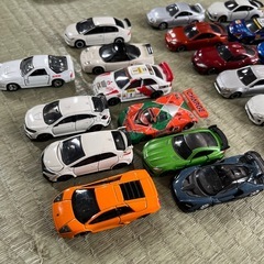 ミニカー25➕1台の画像