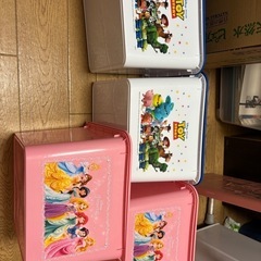6月25日引き渡し予定ダイソー商品ディズニー収納ボックスたて18...