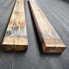2 x 4 板材 長さ 1m ２本の画像