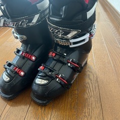 HARTスキーブーツの画像