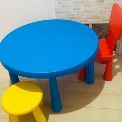 【IKEA】MAMMUT マンムット 子ども用テーブル&イス　3...