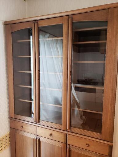 井口家具※木製ブラウン食器棚 ガラス扉付き 美品♪