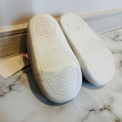 未使用タグ付き13.5シューズの画像