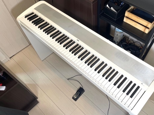KORG 電子ピアノ B1 WH 88鍵 / 土台とペダルセット (なおき