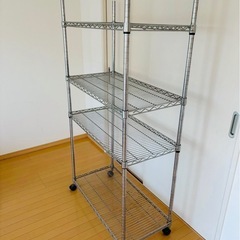 シルバーメタルラック　大サイズ　キッチンや倉庫等多目的使用　キャ...