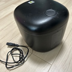 炊飯器ブラックの画像