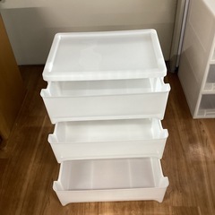 プラ衣装ケース【町田市再生家具】　0624Ａの画像