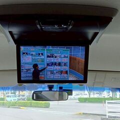 車検８年１月　Ｂｌｕｅｔｏｏｔｈ　ナビ　ＴＶ　後席フリップダウンモニター　ＥＴＣ　両側パワースライドドア　ＨＩＤライト　ドレレコ　ブルーレイ再生の画像