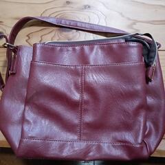 婦人用バッグ　超美品　7個のポケットの画像