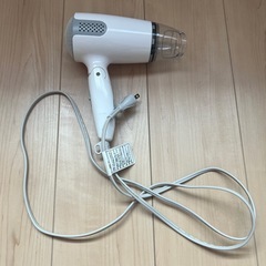 ドライヤーの画像