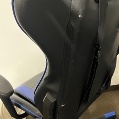 ゲーミングチェアの画像