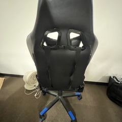 ゲーミングチェアの画像