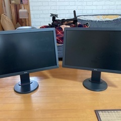 モニター2台❗️デスク２個デスクの上の部品❗️バラ売り不可❗️