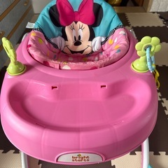 ミニーちゃんの歩行器の画像