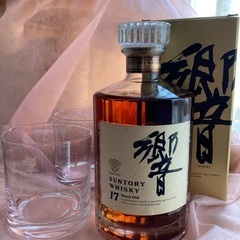サントリー響17年700ml +おまけウイスキー,グラス2個付き　