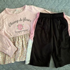 女の子用長袖Tシャツ、ハーフパンツ110cm