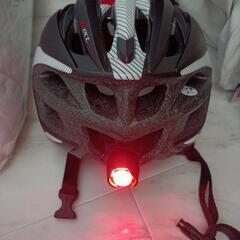  後部点滅、点灯赤ライト付き　OGK kabuto  サイズ  M/L