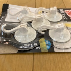（お取引中）強力！吸盤フック5個入りの画像