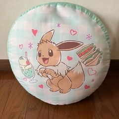 クッション ポケモン　イーブイ