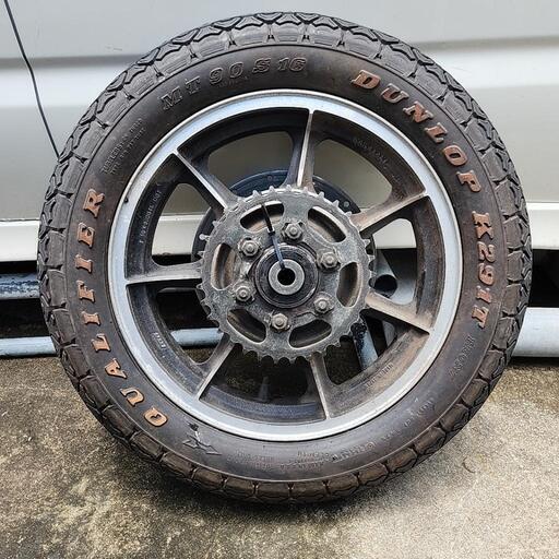 カワサキ　KZ1000　リアホイール