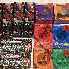 Kis-My-Ft2 キスマイ くじ 他　まとめて　ペンライト チャーム キーホルダー シュシュ 小物入れ ソックス ヘアアクセ マグネット 他の画像