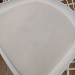 ★リユースのサカイつくば店★TK5699  チェア ホワイト H81×D45×W55 クリーニング済みの画像