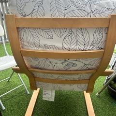 IKEAポエングの画像