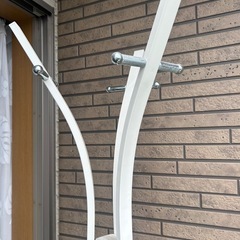 洋服掛けの画像