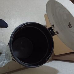 ゴミ箱(30L)　6月29日まで　値下げの画像