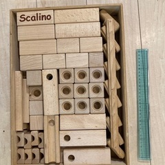 スカリーノ（ビー玉転がしの積み木）