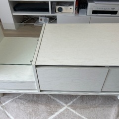 LOWYA ドレッサーテーブルの画像